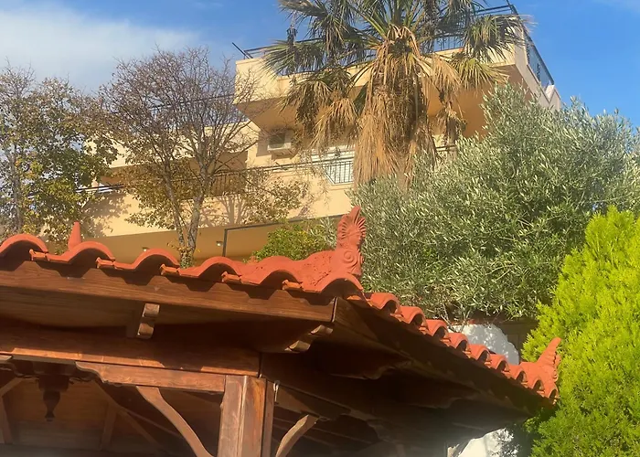 Eagles Nest Villa Athenian Riviera In Aghia Marina Near Lagonisi, Next To The Beach Close To Athens Airport