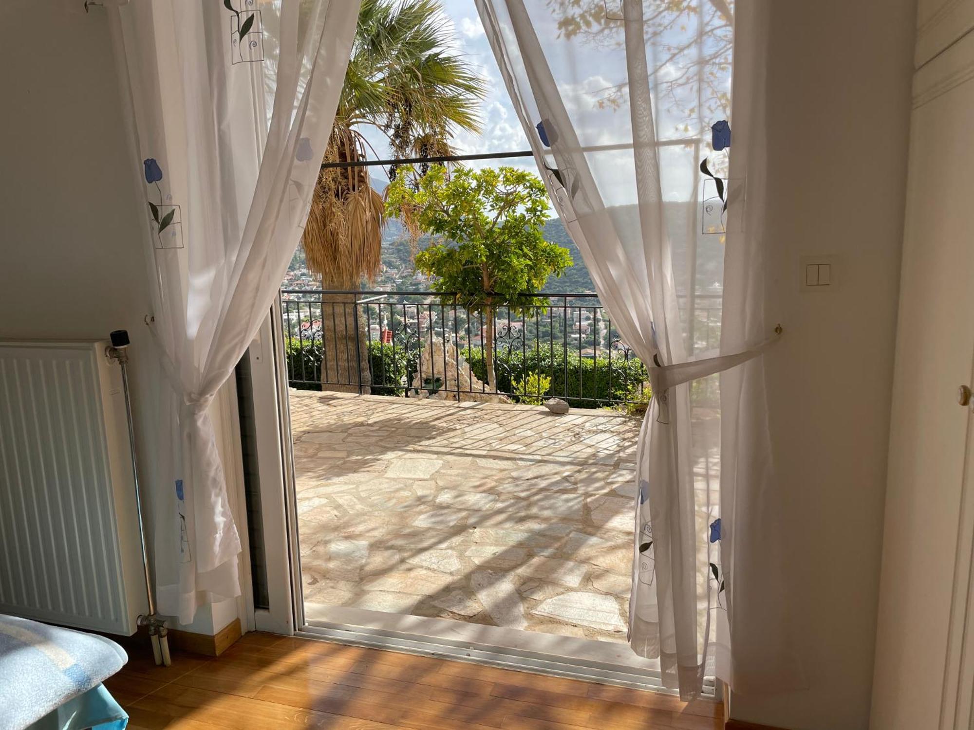 Eagles Nest Athenian Riviera In Aghia Marina Near Lagonisi, Next To The Close To Athens Airport Ferienhaus *